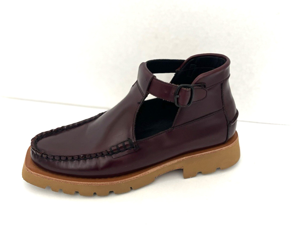 HEREU BURGUNDY T-BAR WOMEN'S SHOES, EURO 38, US 7.5, WORN TWO TIMES, FROM SPAIN